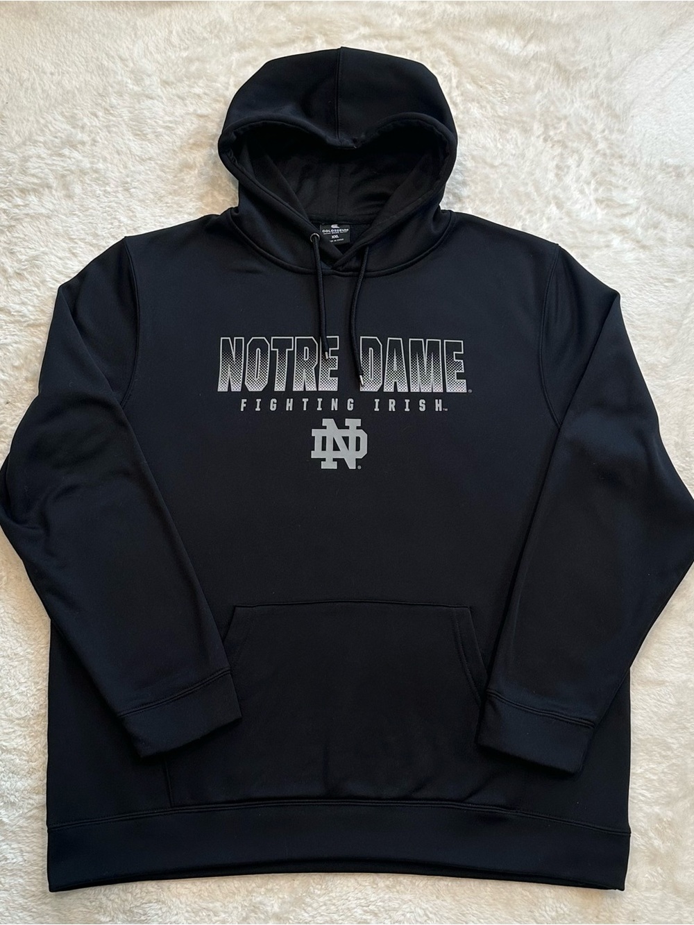 Colosseum Notre Dame Fighting Irish Blackout Hoodie Mens XXL 2XL Graphic